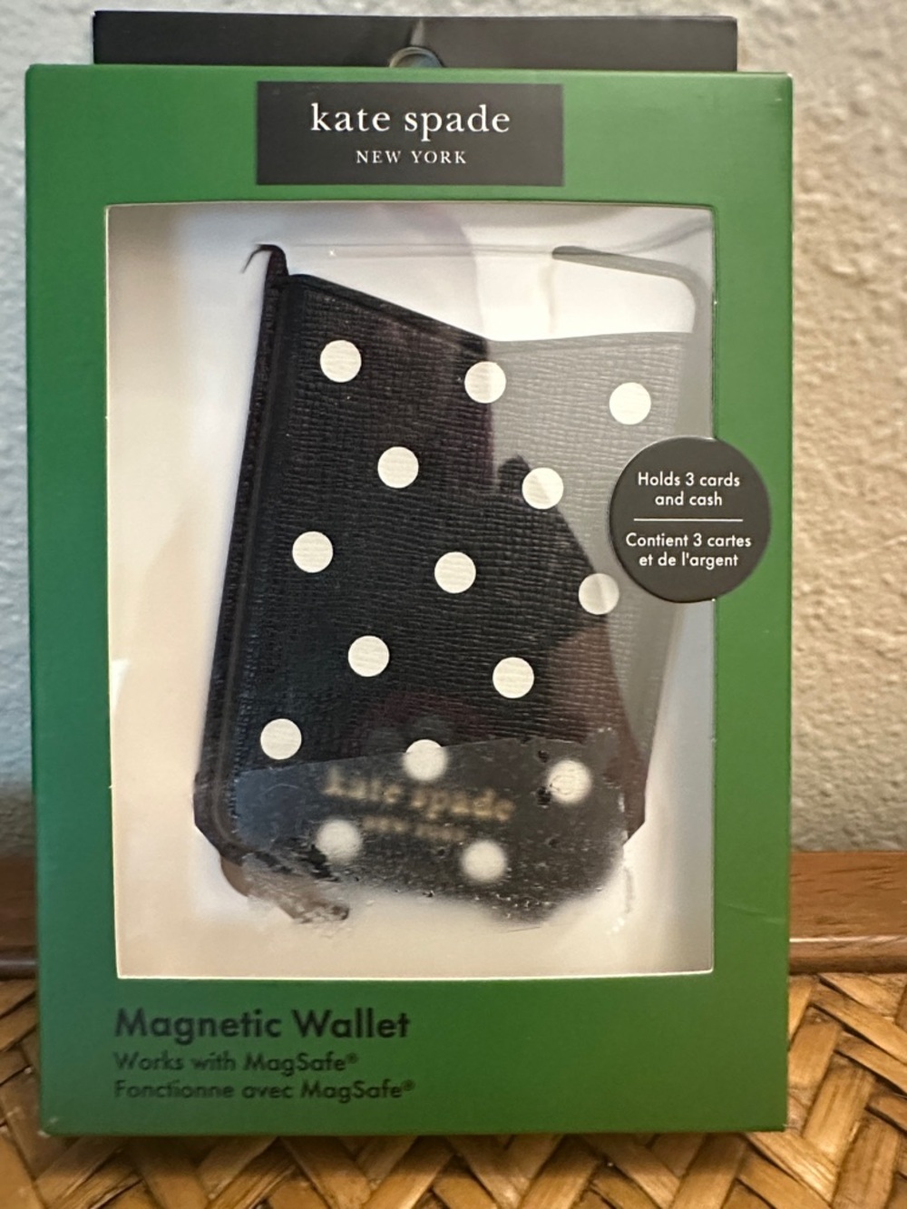 kate spade Black with White Polka Dots Magnetic Card Wallet New in box